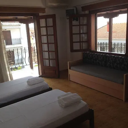 Delimaras Nea Skioni